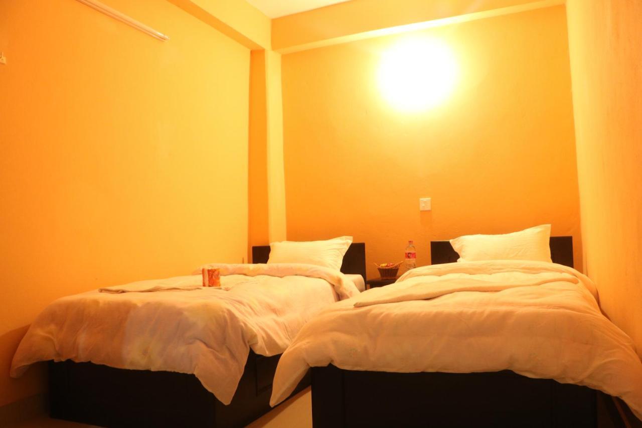 Hotel Eagle Zone Pokhara Exterior foto